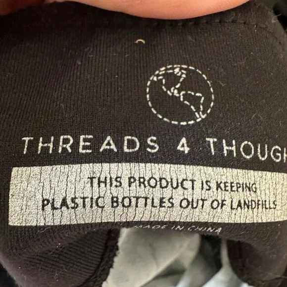 Camouflage Threads 4 Thoughts green and black leggings with mesh size M - Picture 3 of 3